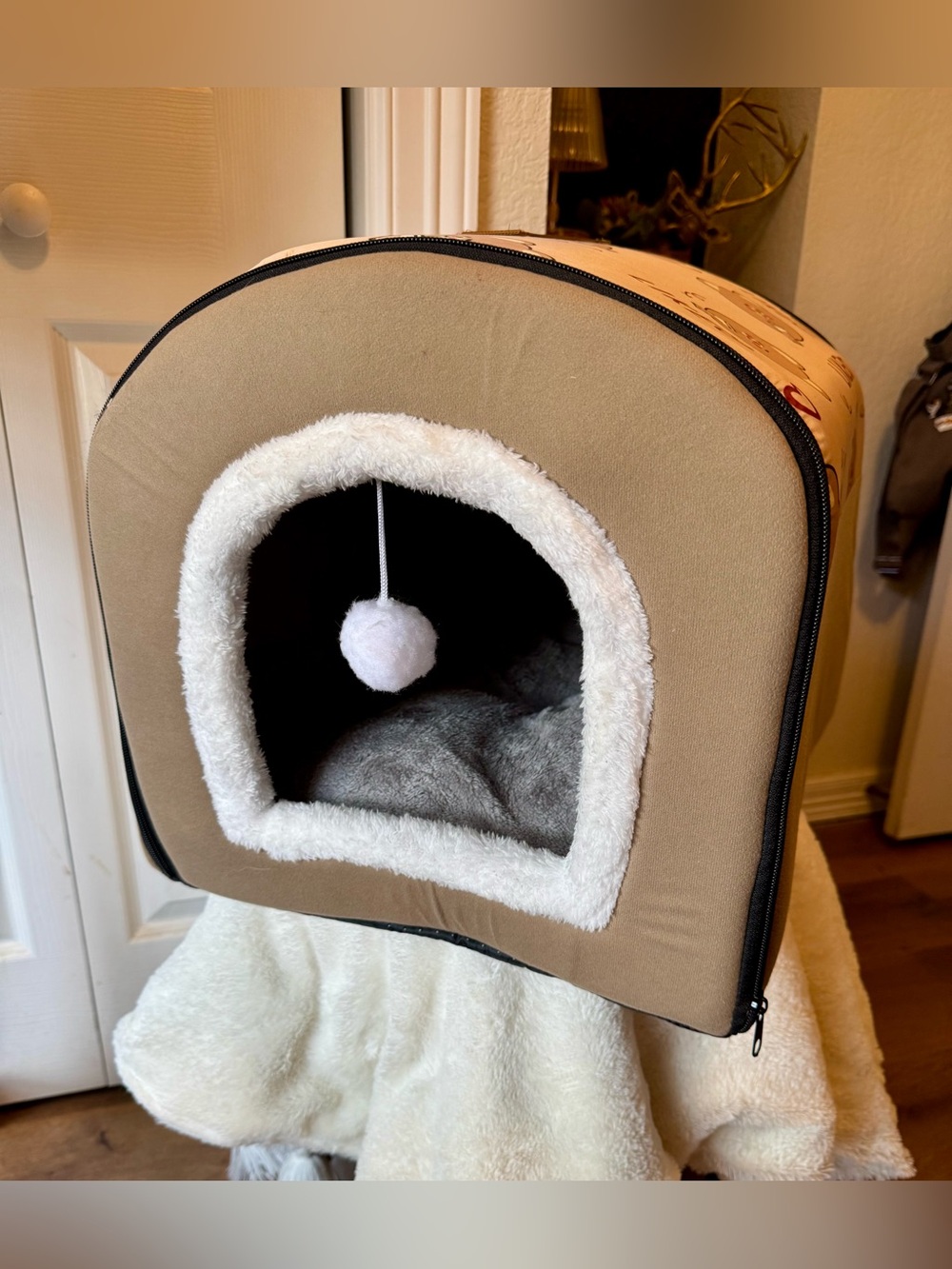 Cat or Dog Bed